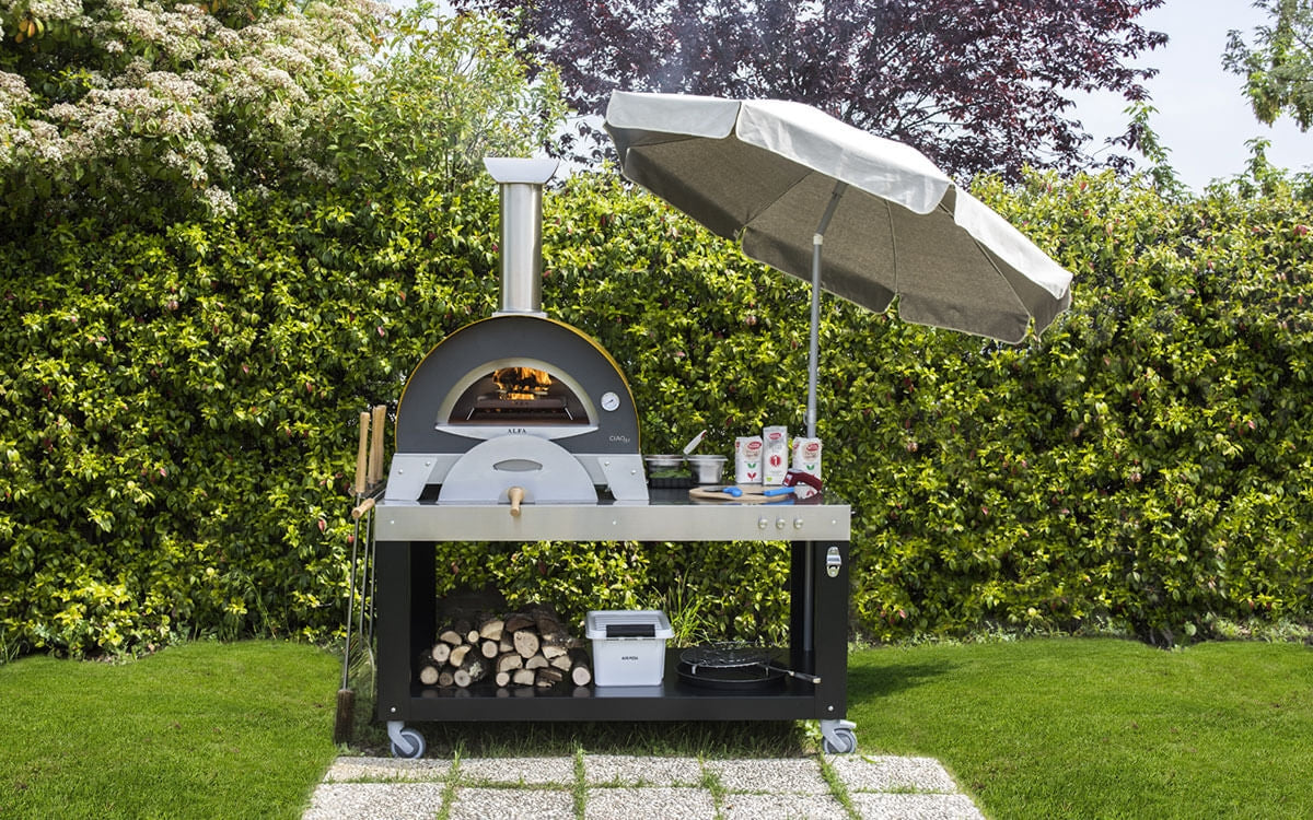 ciao-pizza-oven-refractory-floor-and-stainless-steel-dome-1200×750