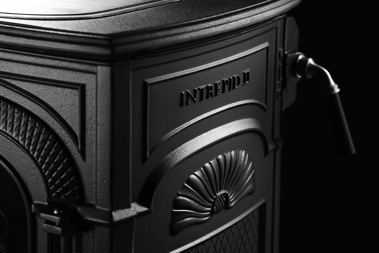 Intrepid II Wood Stove – Photo (Detail 2 – BW Low Res)