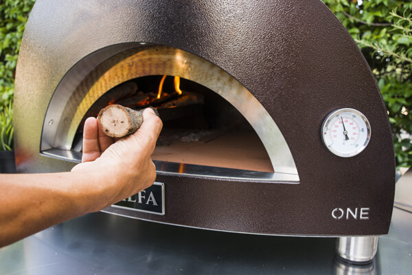 one-wood-fired-pizza-oven